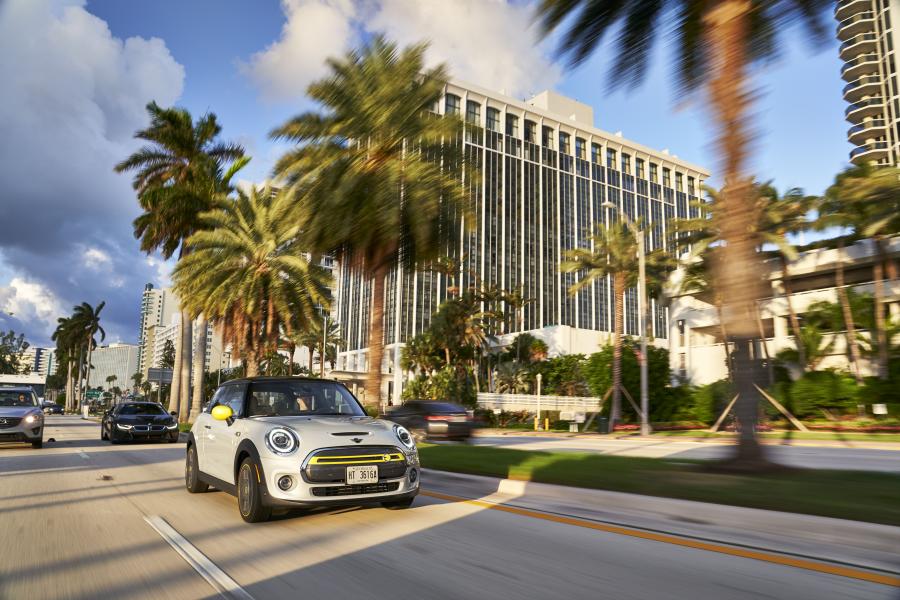  Mini Cooper SE (F56) 2020 года  (NA) (фото 104 из 342)